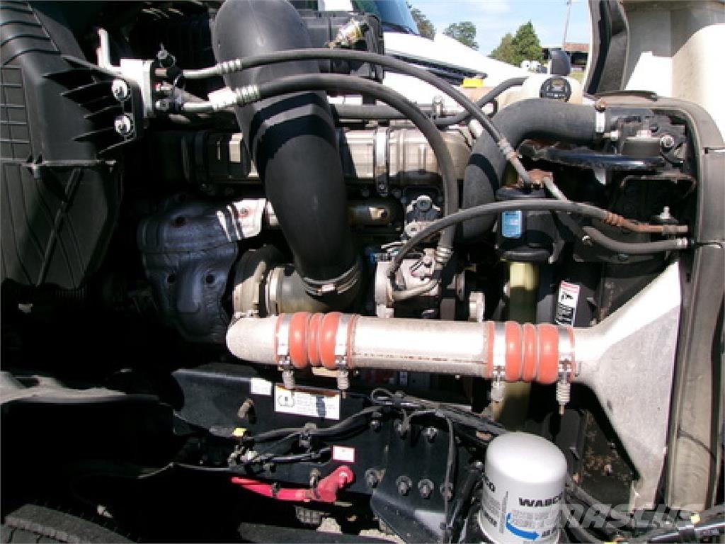 Freightliner 126 Trekkers