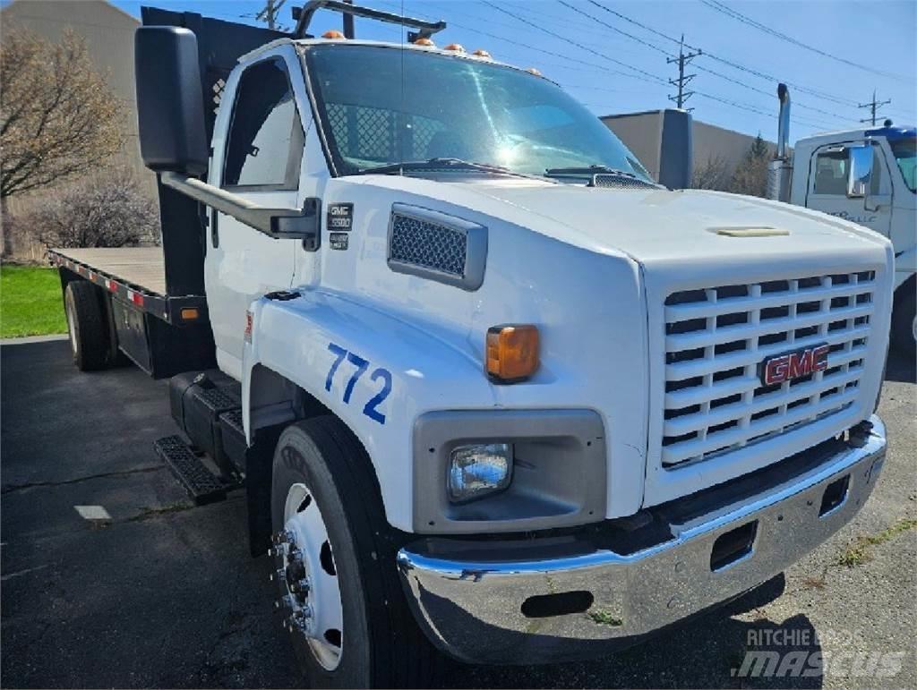 GMC C6500 Platte bakwagens