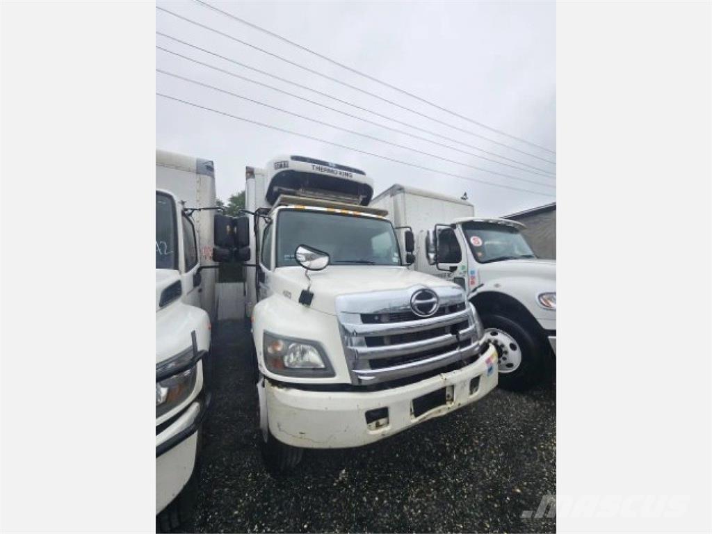 Hino 338 Koelwagens