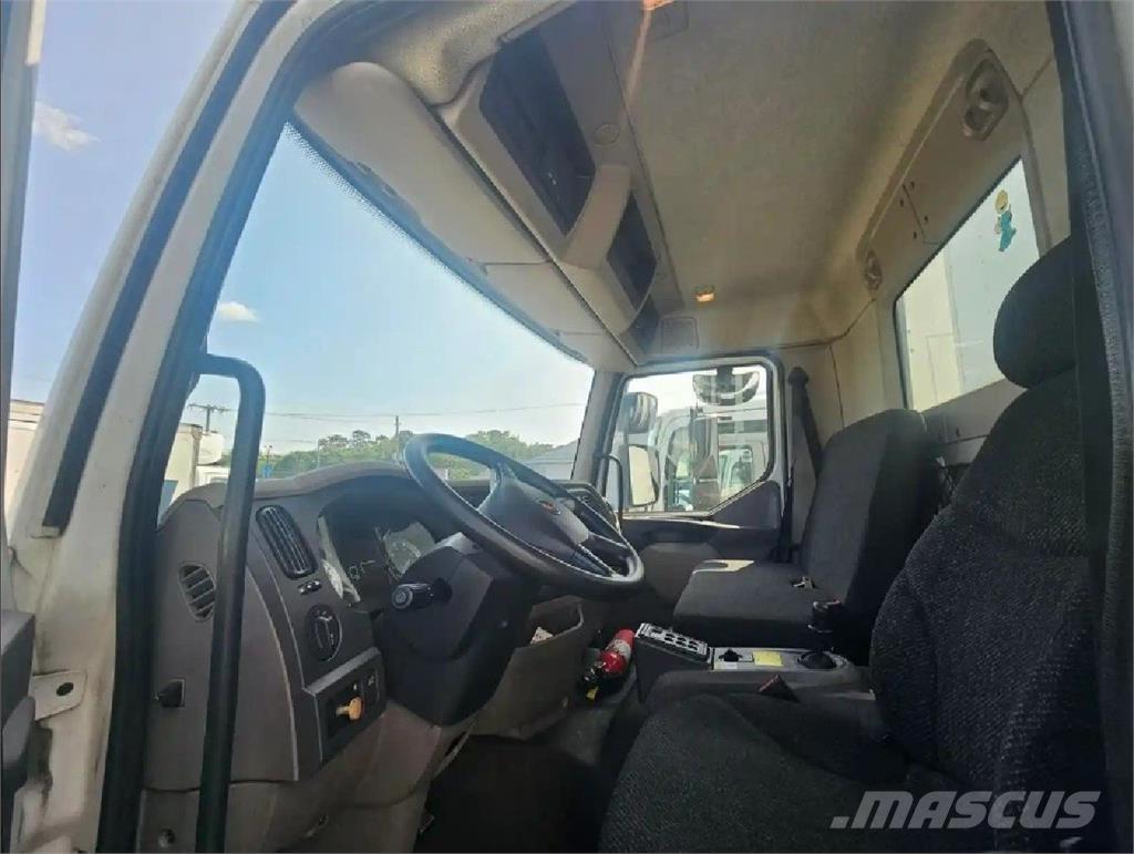 Kenworth K370 Bakwagens met gesloten opbouw