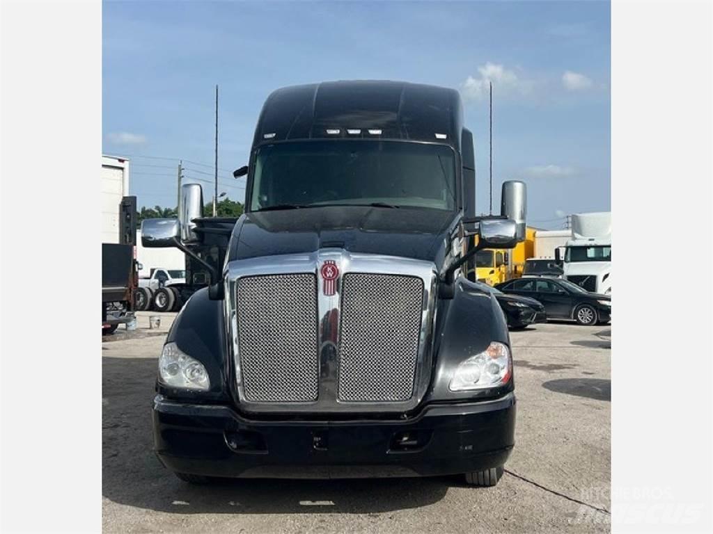 Kenworth T680 Trekkers