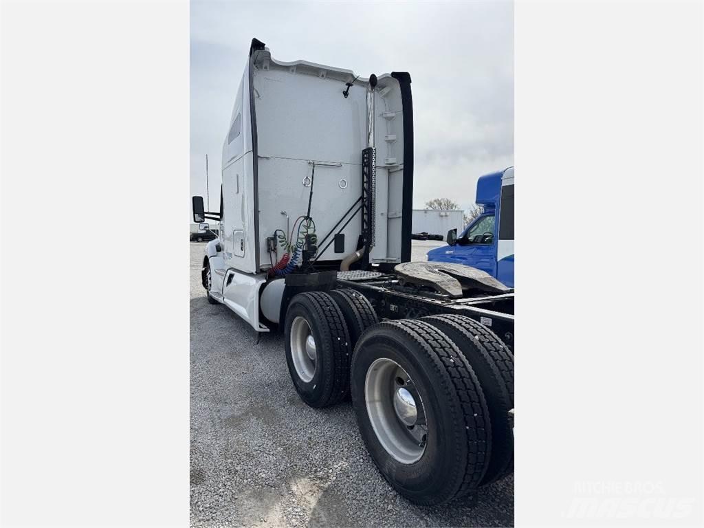 Kenworth T680 Trekkers