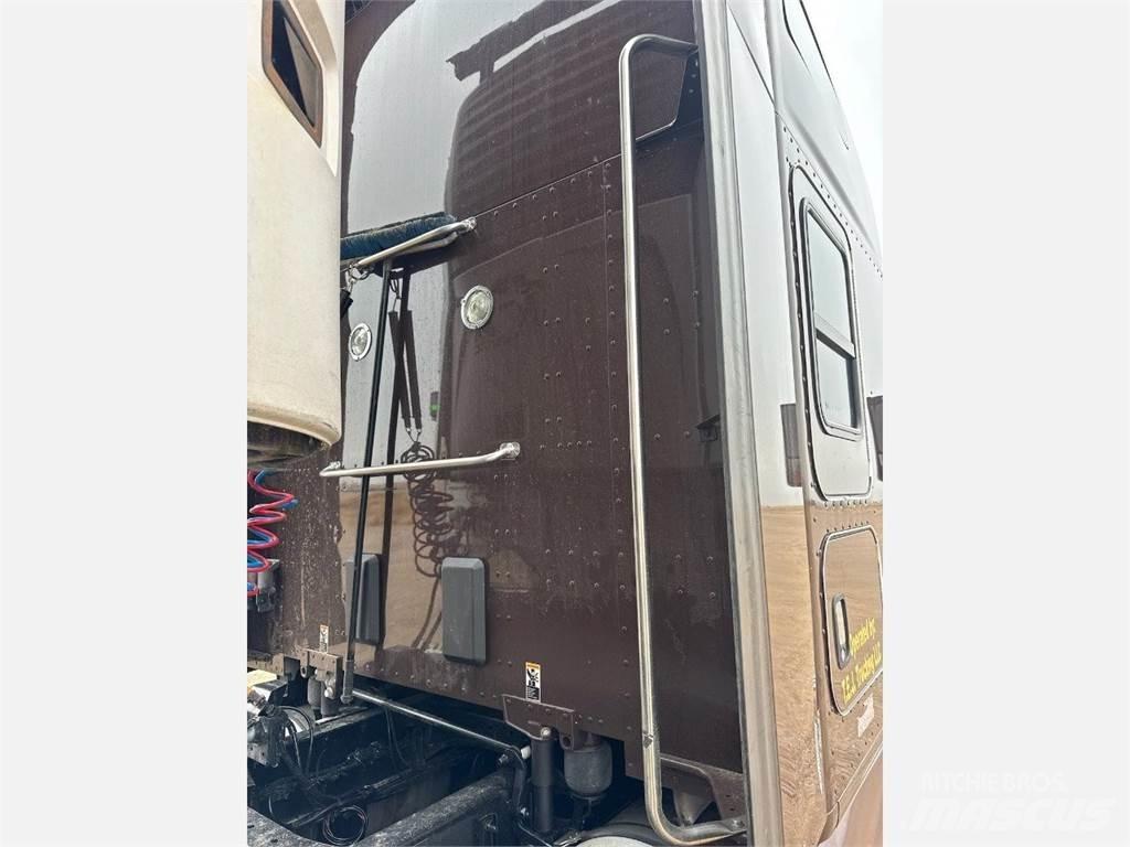 Kenworth T680 Trekkers