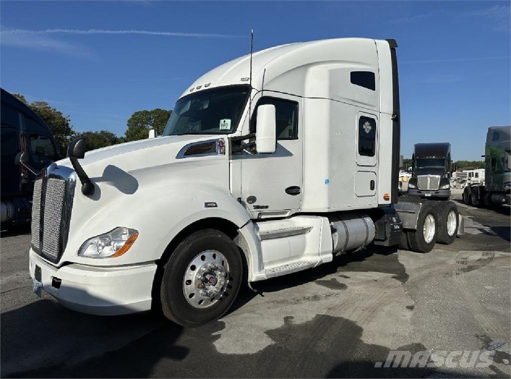 Kenworth T680 Trekkers