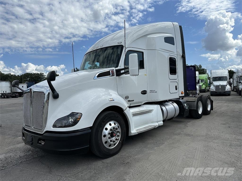 Kenworth T680 Trekkers