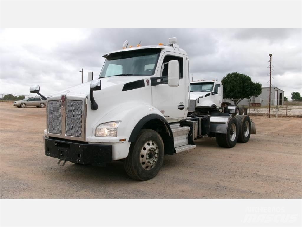 Kenworth T880 Trekkers