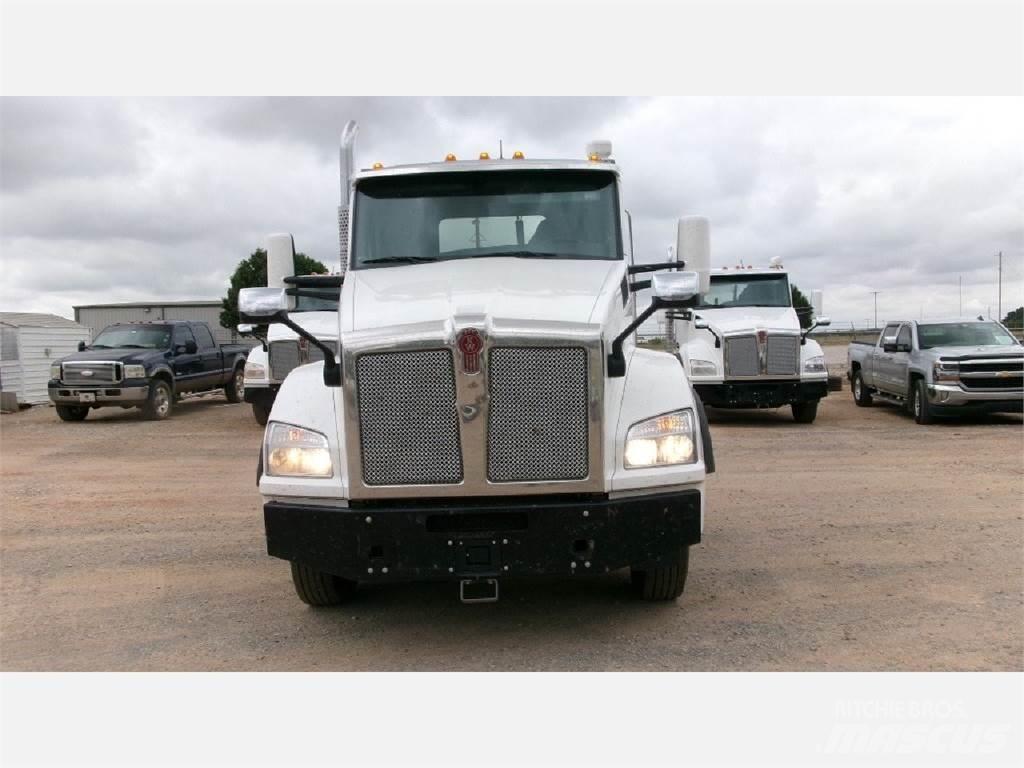 Kenworth T880 Trekkers
