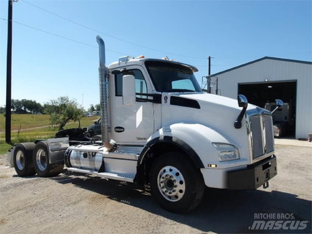 Kenworth T880 Trekkers