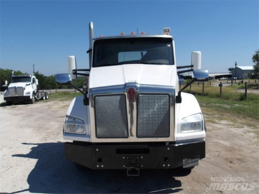 Kenworth T880 Trekkers