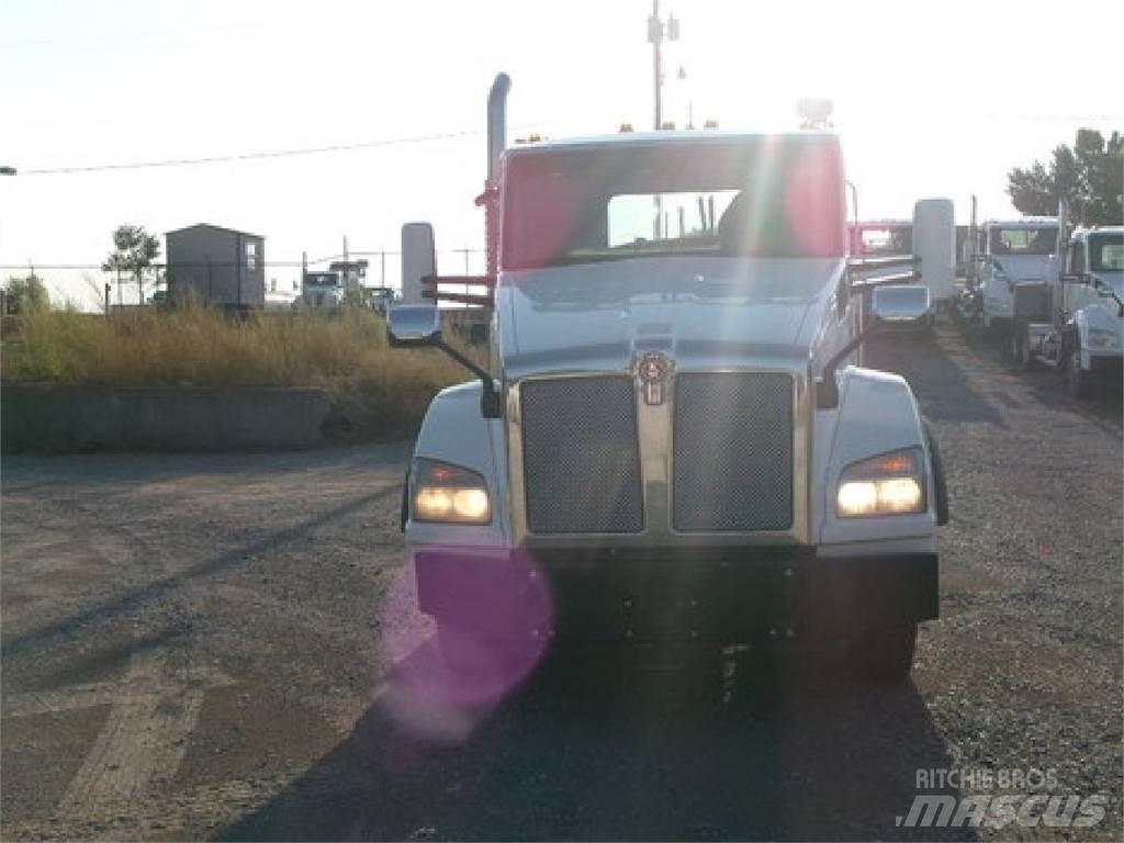 Kenworth T880 Trekkers