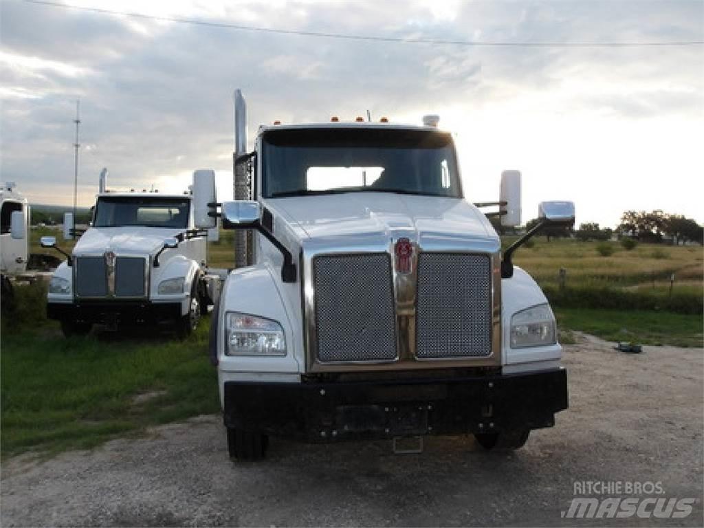 Kenworth T880 Trekkers