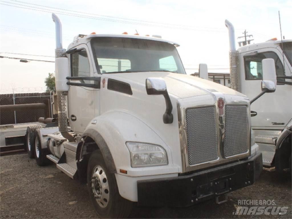 Kenworth T880 Trekkers