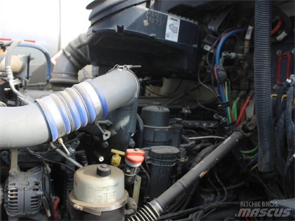Kenworth T880 Trekkers