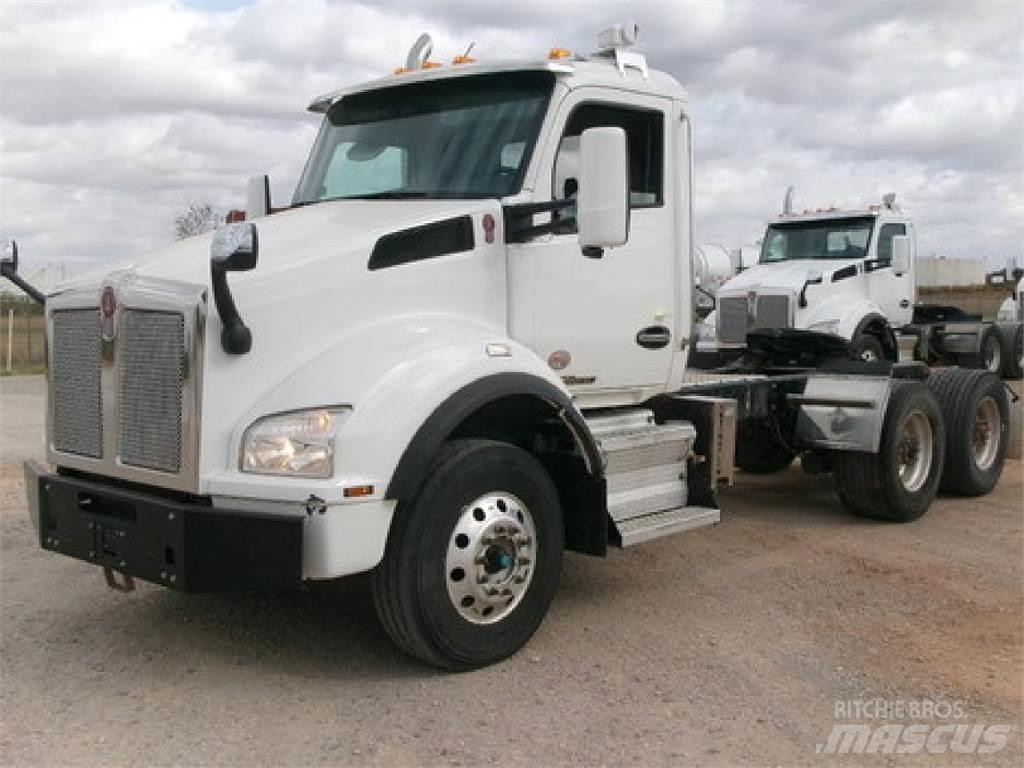 Kenworth T880 Trekkers