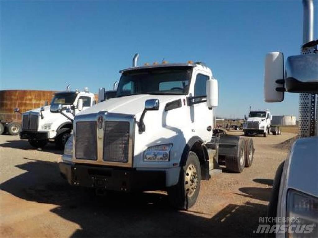 Kenworth T880 Trekkers