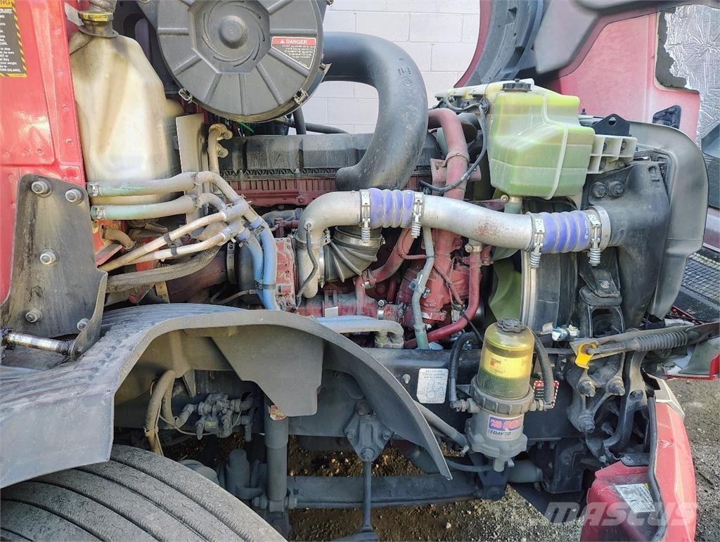 Mack Anthem 64T Trekkers