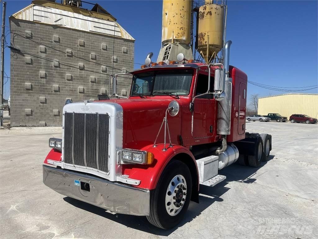 Peterbilt 378 Trekkers