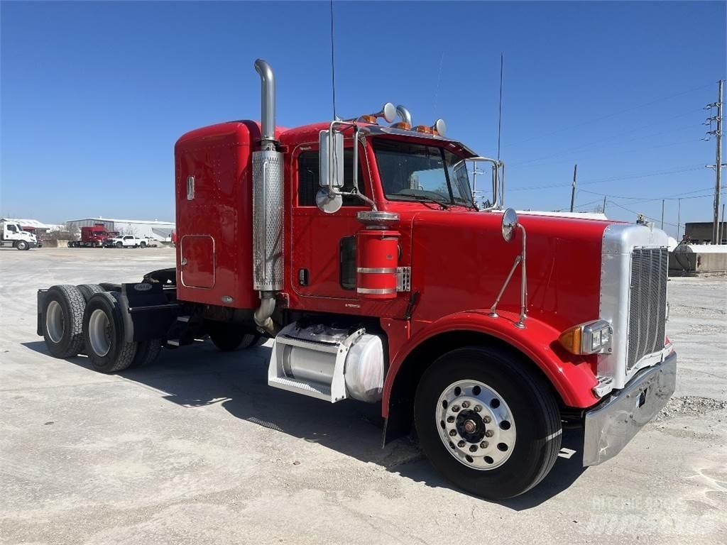 Peterbilt 378 Trekkers