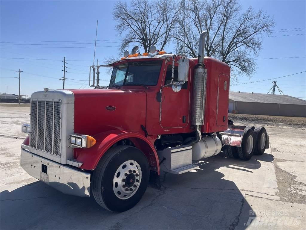 Peterbilt 378 Trekkers