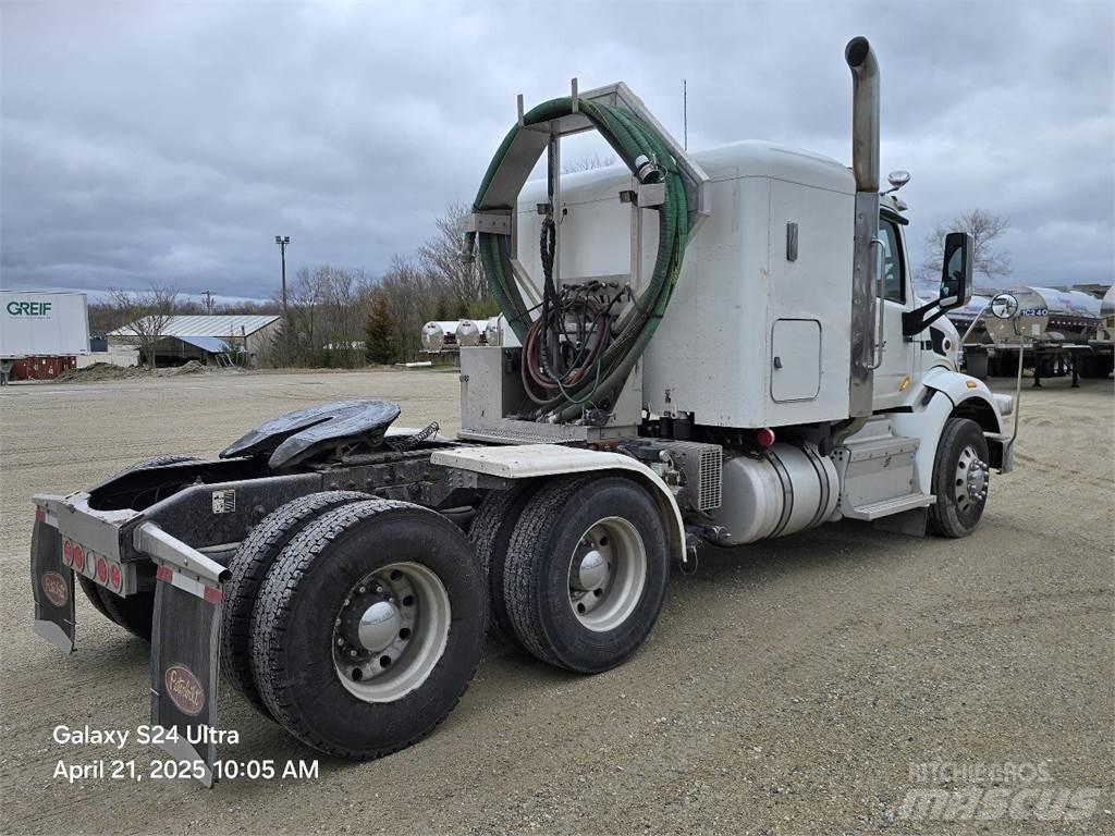 Peterbilt 567 Trekkers