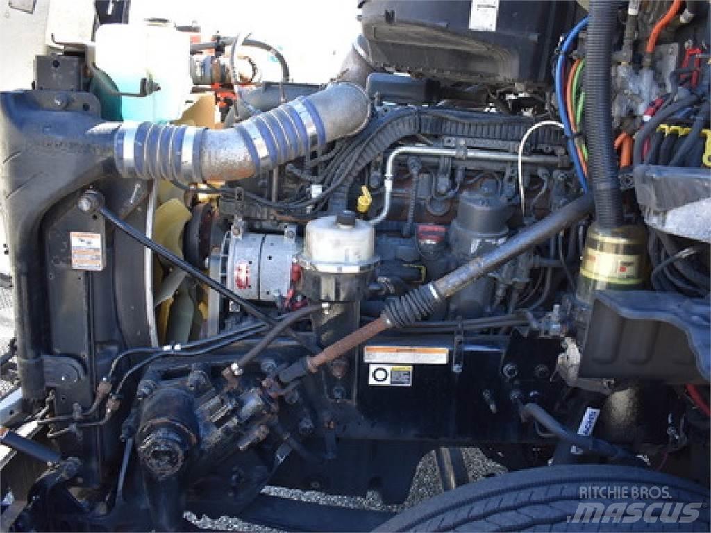 Peterbilt 579 Trekkers