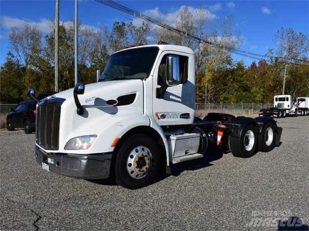 Peterbilt 579 Trekkers