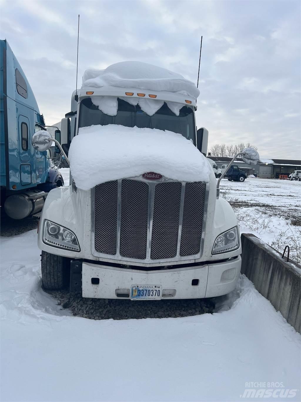 Peterbilt 579 Trekkers