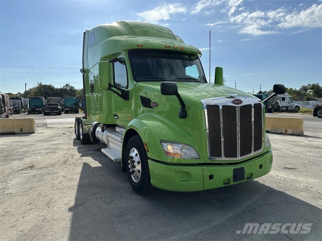 Peterbilt 579 Trekkers
