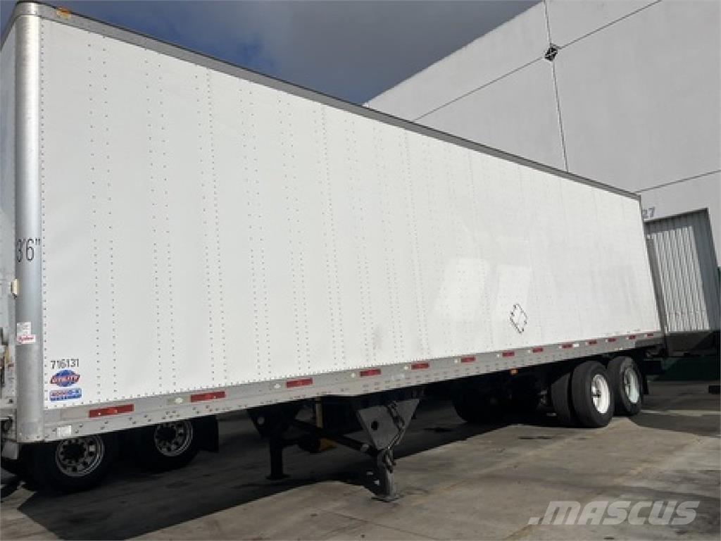 Utility VS2DX 36' Gesloten opbouw trailers