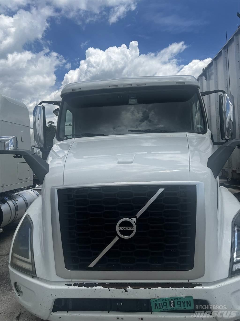 Volvo VNR64T640 Trekkers