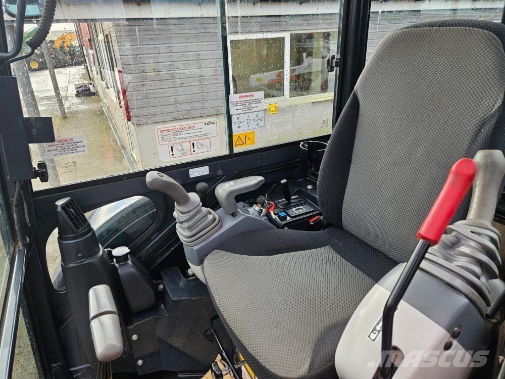 Hitachi ZX26U Rupsgraafmachines