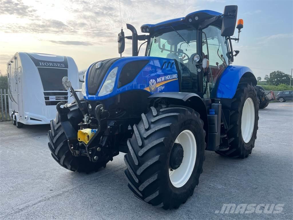 New Holland T7.210 Tractoren