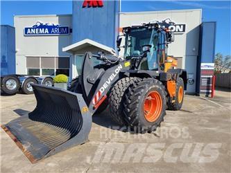 Develon DL220-7 Wielladers