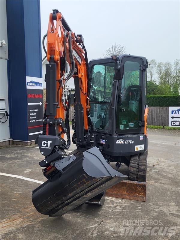 Develon DX27z-7 Minigraafmachines < 7t