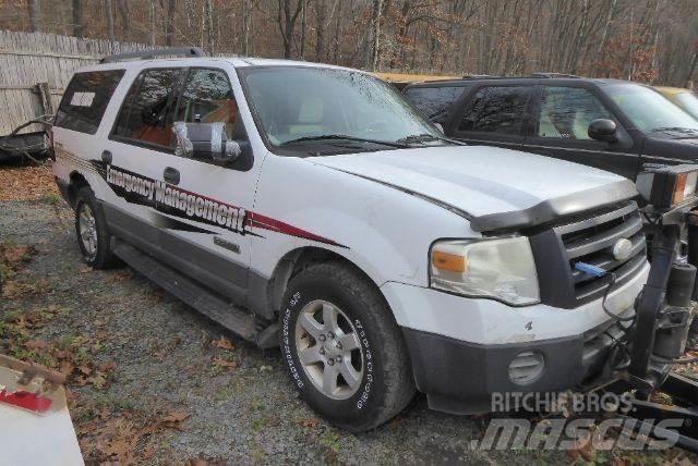 Ford Expedition Bestelwagens met open laadbak