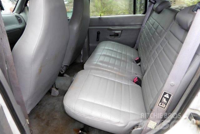 Ford Explorer Bestelwagens met open laadbak