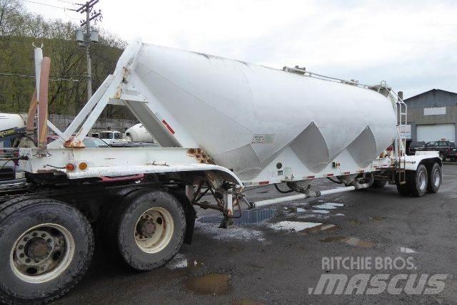 Fruehauf Bulk Tankwagen