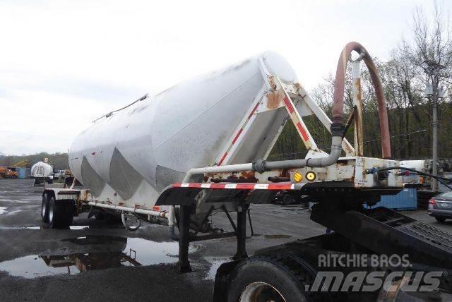 Fruehauf Bulk Tankwagen