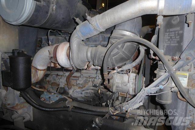 Mack CH613 Chassis met cabine