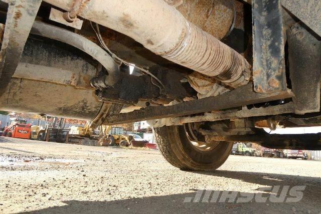 Mack RD688S Containerchassis