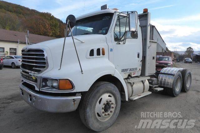 Sterling LT9500 Chassis met cabine