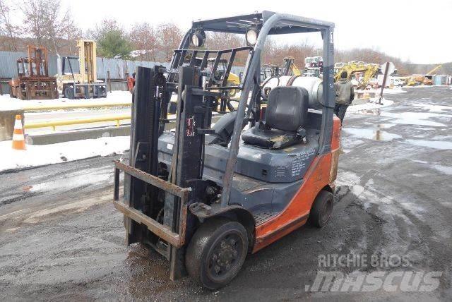 Toyota 8FGCU25 Heftrucks overige