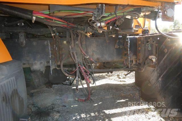 Volvo VNM42T Chassis met cabine