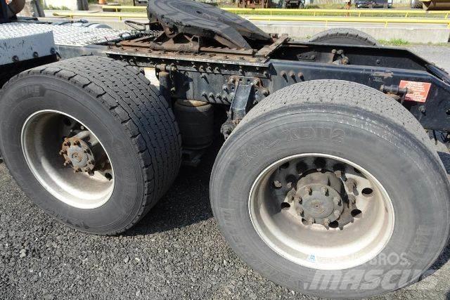 Volvo VNM64T Chassis met cabine