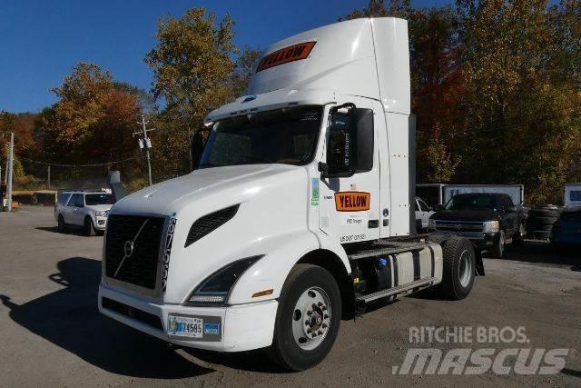 Volvo VNR Chassis met cabine