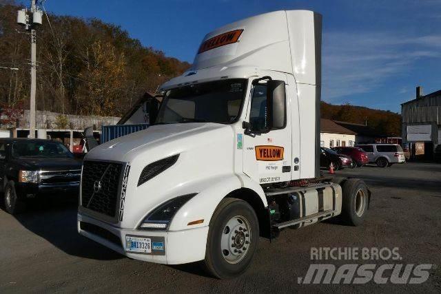Volvo VNR Chassis met cabine