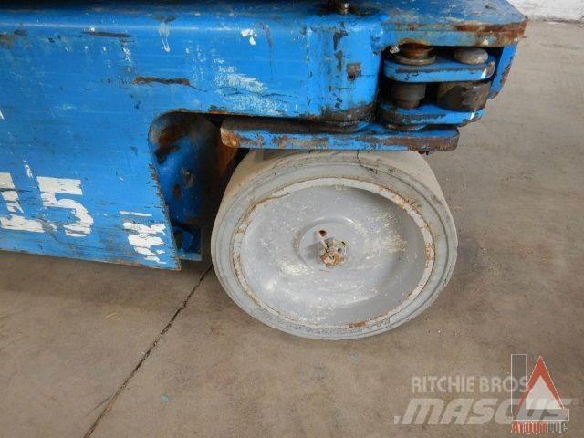 Genie GR-15 Knikarmhoogwerkers
