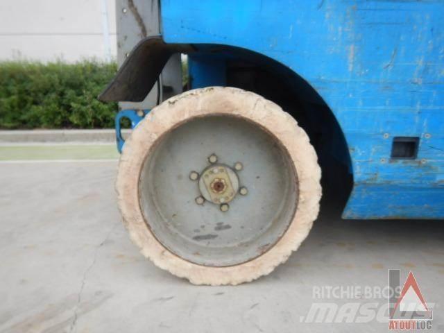 Genie GS3268DC Knikarmhoogwerkers