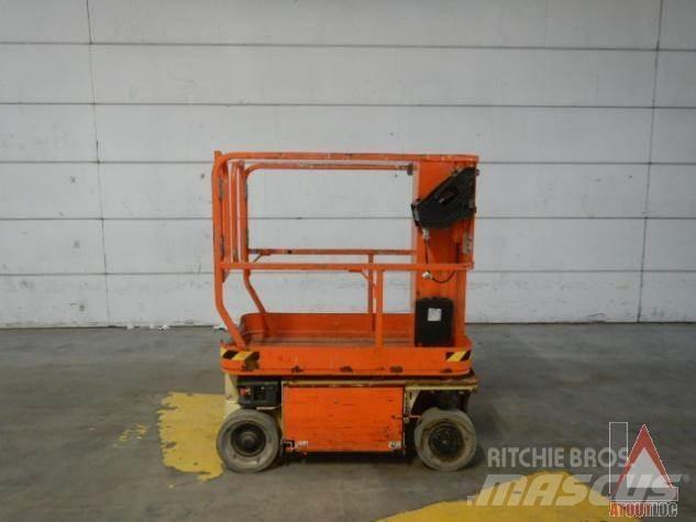 JLG 1230ES Knikarmhoogwerkers