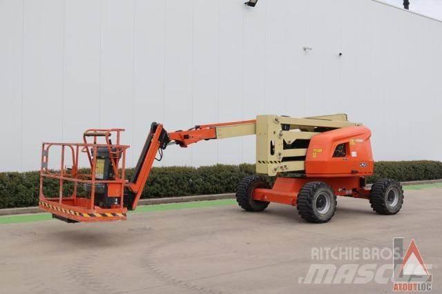 JLG 520AJ Knikarmhoogwerkers